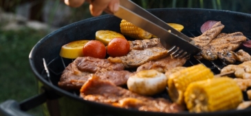 Felejthetetlen nyári grillezés: Hogyan grillezz finoman, egészségesen és stresszmentesen?