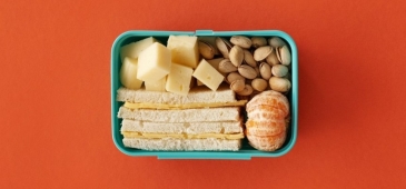 Egészséges gyors nasi iskolába vagy munkába